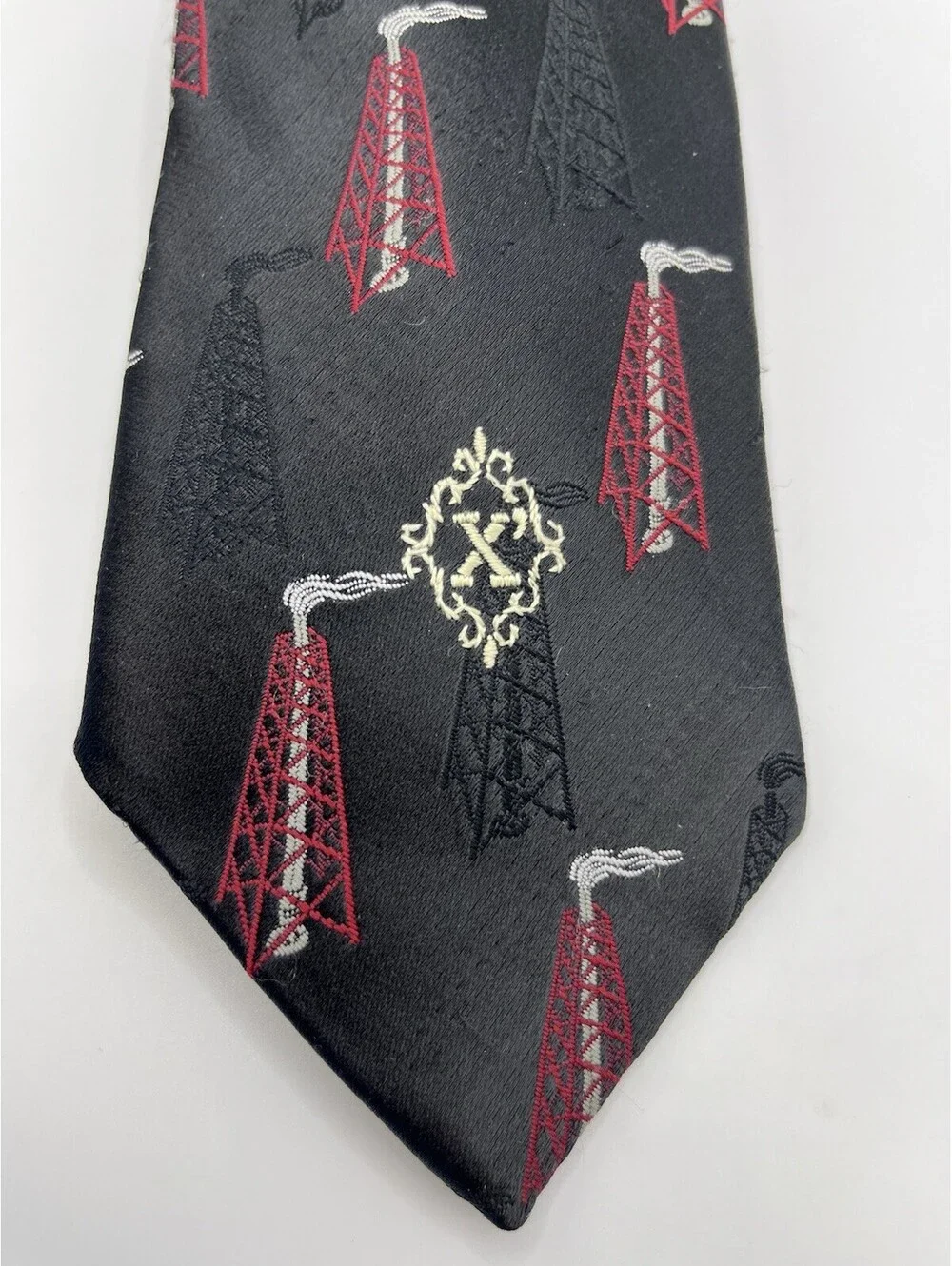 x'Andrini Toppers Tie Oil Wells Vintage Classic  3.5